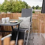 Kuestenbutze - Modernes Fuer 2 Mit Vollausgestatteter Kueche- Balkon- Ne By Interhome *