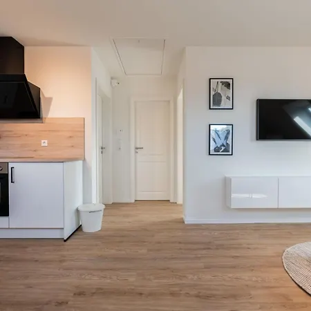 Kuestenbutze - Modernes Fuer 2 Mit Vollausgestatteter Kueche- Balkon- Ne By Interhome *