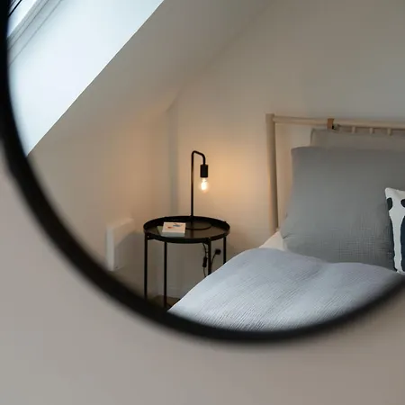 Kuestenbutze - Modernes Fuer 2 Mit Vollausgestatteter Kueche- Balkon- Ne By Interhome *