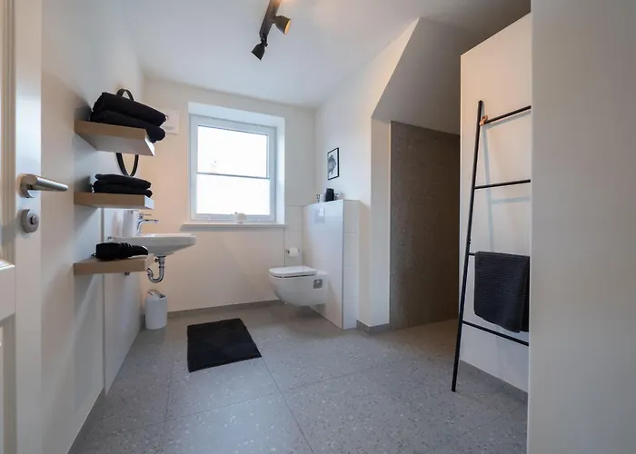 Kuestenbutze - Modernes Fuer 2 Mit Vollausgestatteter Kueche- Balkon- Ne By Interhome *